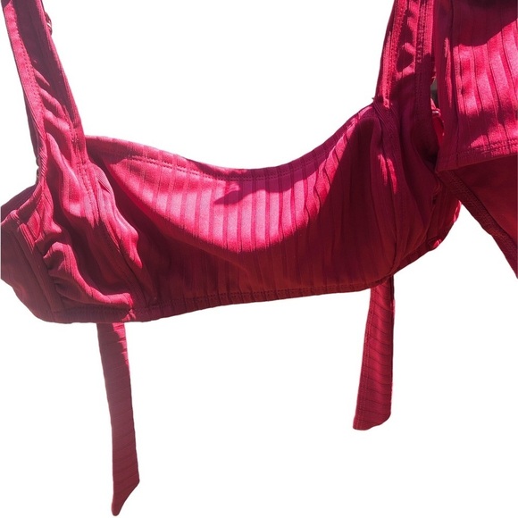 Xhiliration 2 piece high waisted 1960s bathing suit style - Picture 9 of 13